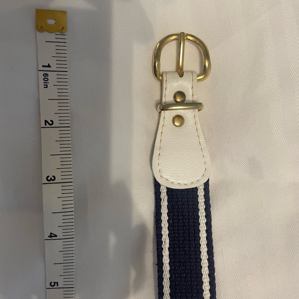 Belt, White Leather, Navy, Gold buckle, 34 in
